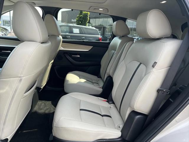 2025 Mazda X-90 Premium Sport