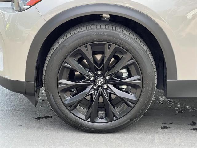 2025 Mazda X-90 Premium Sport