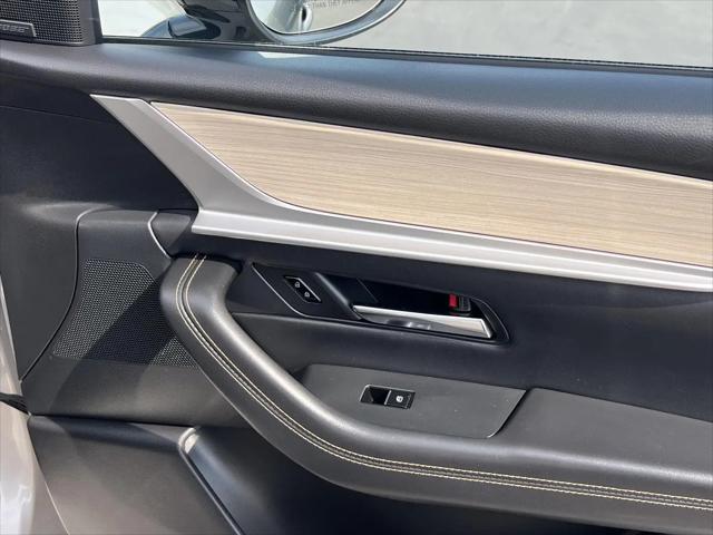 2025 Mazda X-90 Premium Sport
