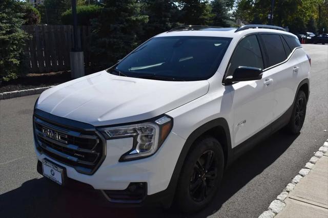 2022 GMC Terrain AWD AT4