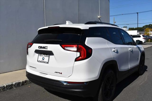 2022 GMC Terrain AWD AT4