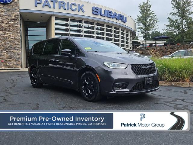 2023 Chrysler Pacifica Hybrid Limited for sale in Shrewsbury, MA
