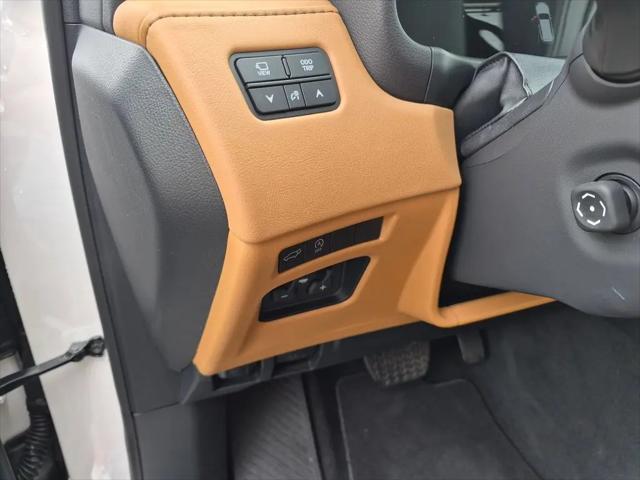 2026 Lexus LX Luxury