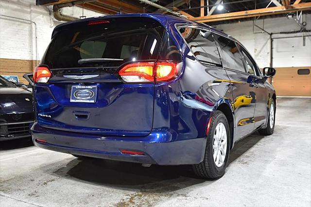 2017 Chrysler Pacifica Touring
