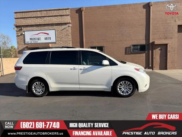 2017 Toyota Sienna XLE 8 Passenger for sale in Phoenix, AZ