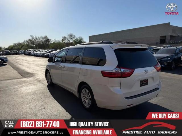 2017 Toyota Sienna XLE 8 Passenger