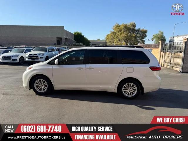 2017 Toyota Sienna XLE 8 Passenger