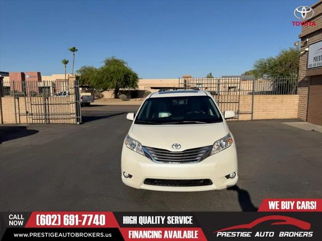 2017 Toyota Sienna XLE 8 Passenger