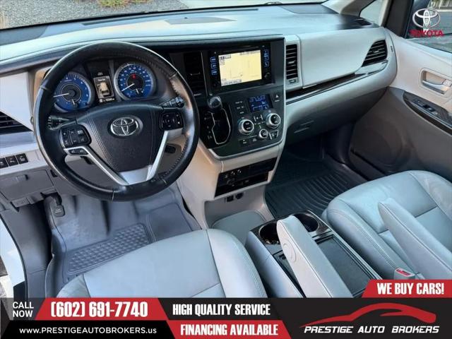 2017 Toyota Sienna XLE 8 Passenger