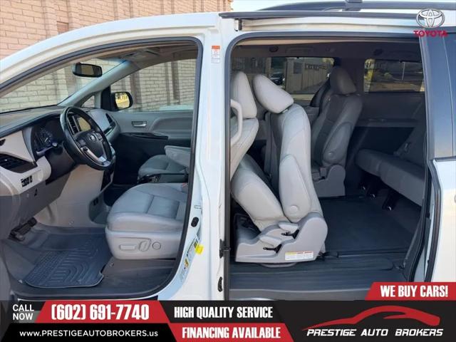 2017 Toyota Sienna XLE 8 Passenger