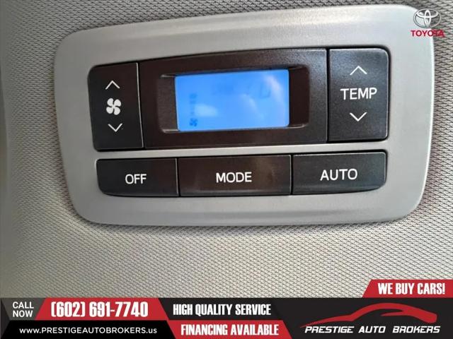 2017 Toyota Sienna XLE 8 Passenger