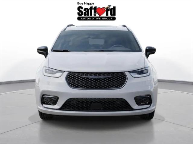 2026 Chrysler Pacifica Limited AWD