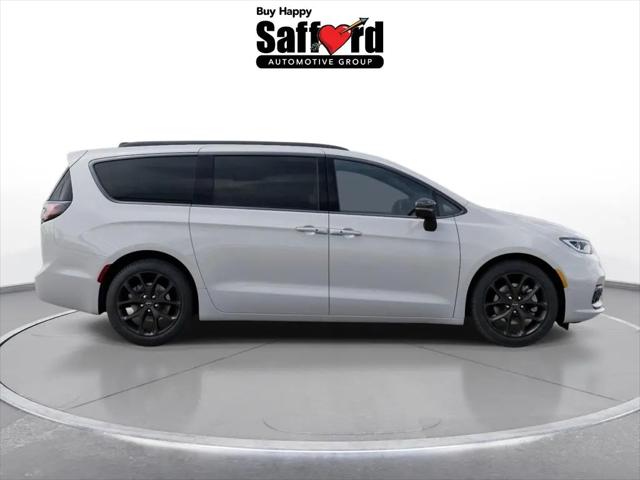 2026 Chrysler Pacifica Limited AWD