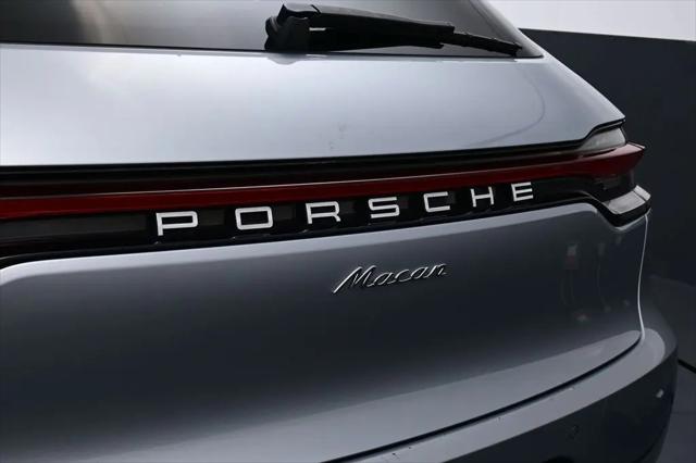2020 Porsche Macan Macan