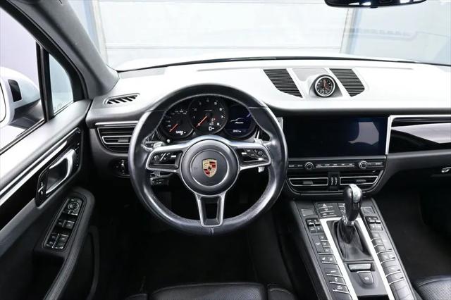 2020 Porsche Macan Macan