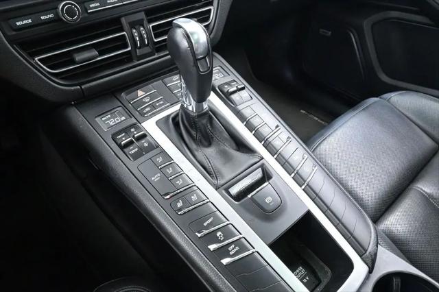 2020 Porsche Macan Macan