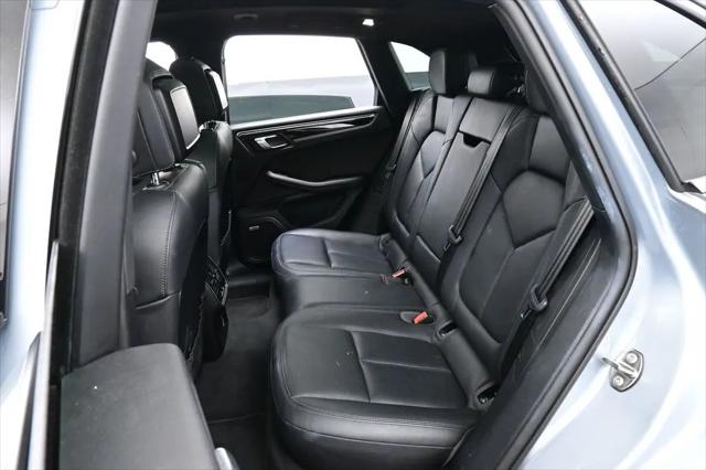 2020 Porsche Macan Macan