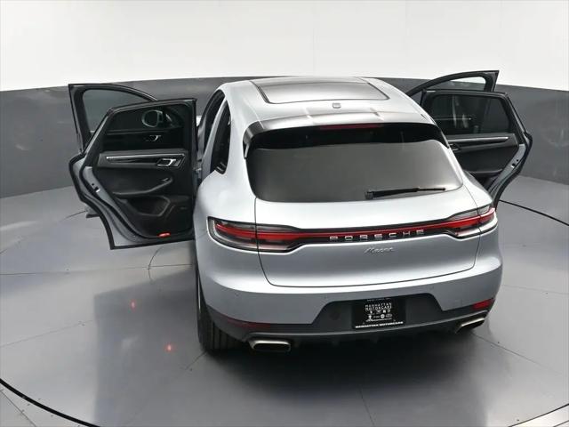2020 Porsche Macan Macan
