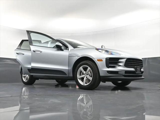 2020 Porsche Macan Macan