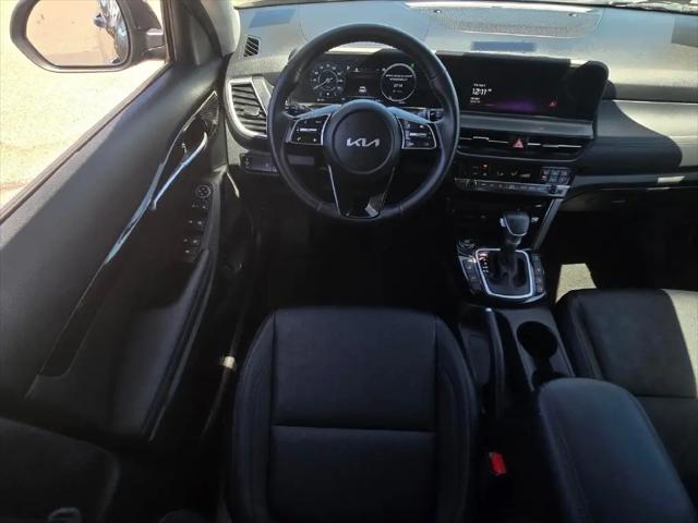 2025 Kia Seltos EX