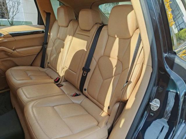 2016 Porsche Cayenne S