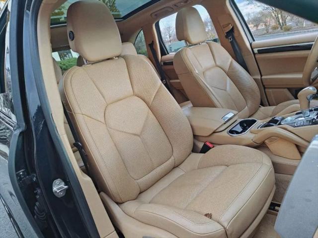 2016 Porsche Cayenne S