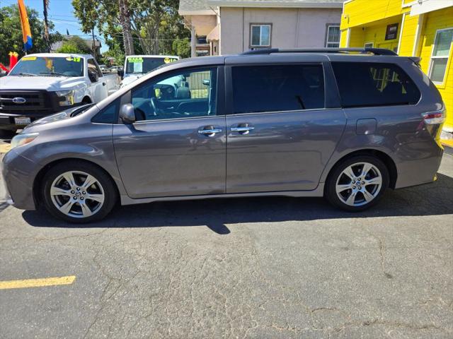 2018 Toyota Sienna SE 8 Passenger for sale in San Jose, CA