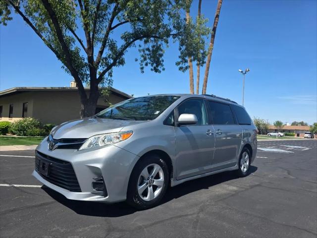 2018 Toyota Sienna LE 8 Passenger for sale in Mesa, AZ