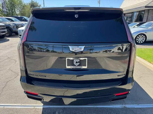 2023 Cadillac Escalade 4WD Sport