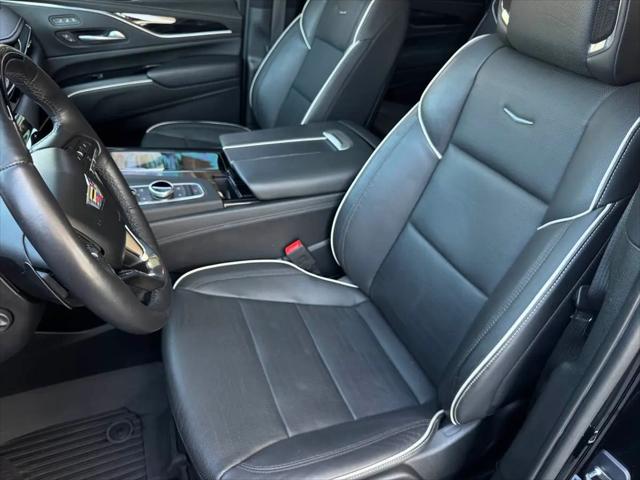 2023 Cadillac Escalade 4WD Sport