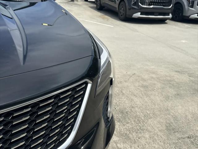 2022 Cadillac XT4 AWD Premium Luxury