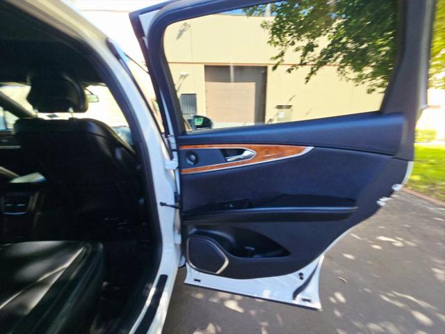 2016 Lincoln MKX Select