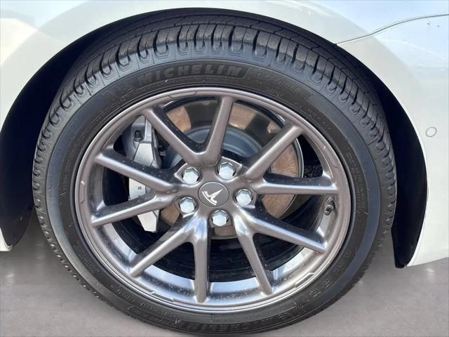 2020 Tesla Model 3 Standard Range Rear-Wheel Drive