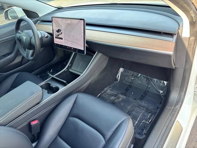 2020 Tesla Model 3 Standard Range Rear-Wheel Drive