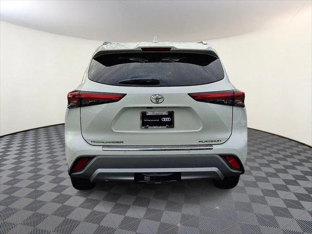 2021 Toyota Highlander Platinum
