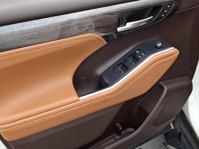 2021 Toyota Highlander Platinum