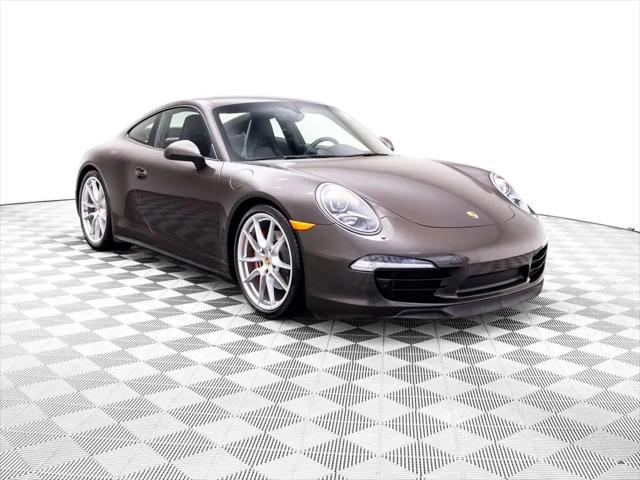 2015 Porsche 911 Carrera 4S
