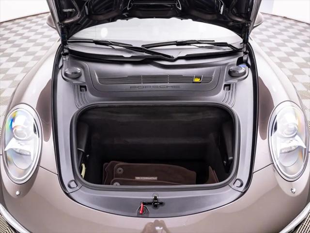 2015 Porsche 911 Carrera 4S