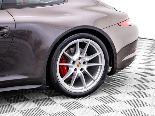 2015 Porsche 911 Carrera 4S