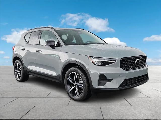 2026 Volvo XC40 Core, B5 AWD Gas mild hybrid, Dark for sale in Trevose, PA