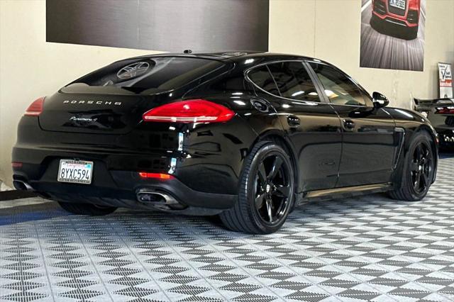 2015 Porsche Panamera Base