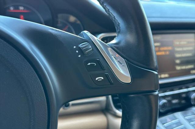 2015 Porsche Panamera Base