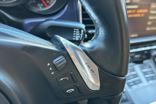2015 Porsche Panamera Base