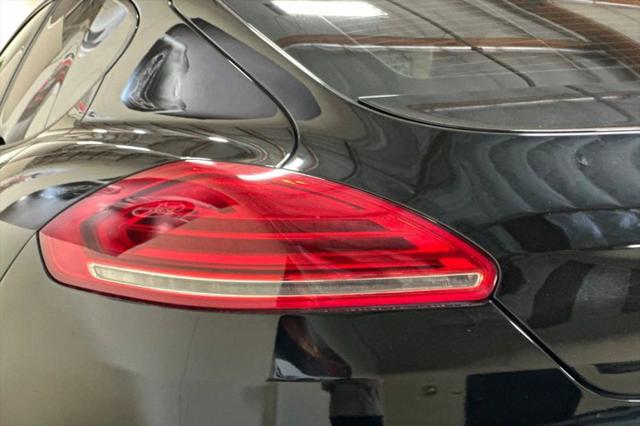 2015 Porsche Panamera Base