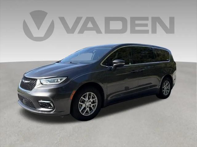 2023 Chrysler Pacifica Touring L for sale in Hinesville, GA