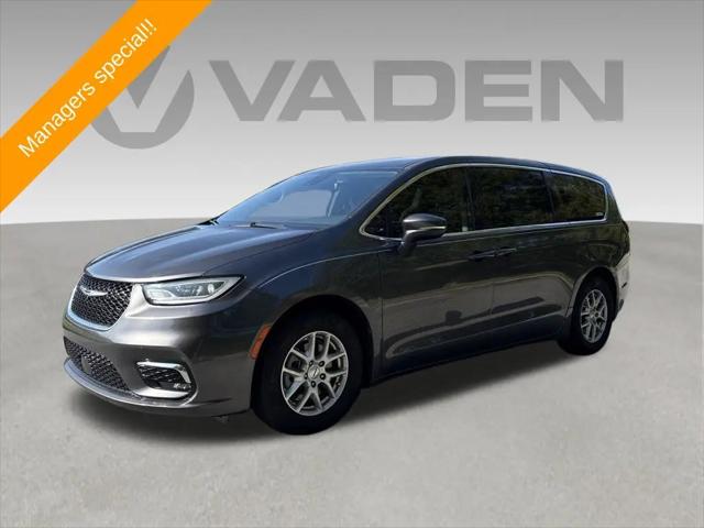 2023 Chrysler Pacifica Touring L for sale in Hinesville, GA