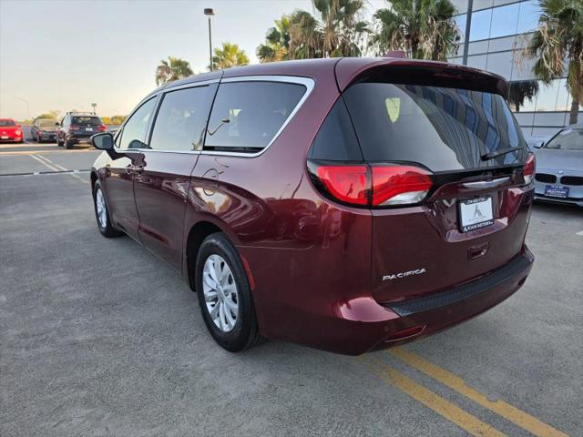 2018 Chrysler Pacifica LX