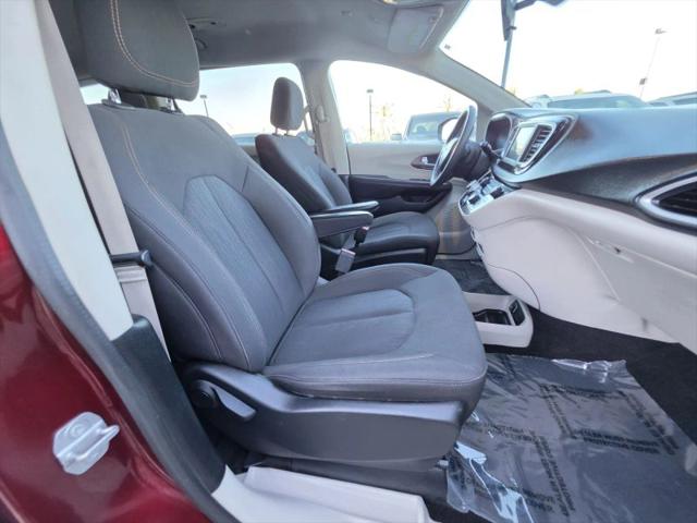 2018 Chrysler Pacifica LX
