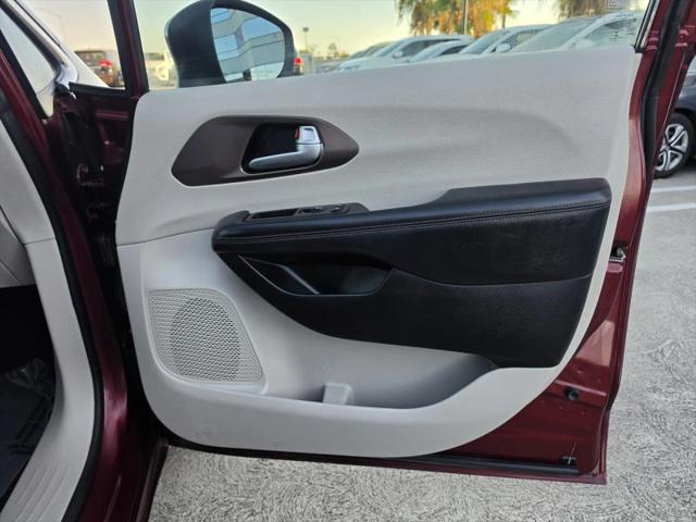 2018 Chrysler Pacifica LX