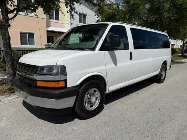 2020 Chevrolet Express Passenger RWD 3500 Extended Wheelbase LT for sale in Hollywood, FL